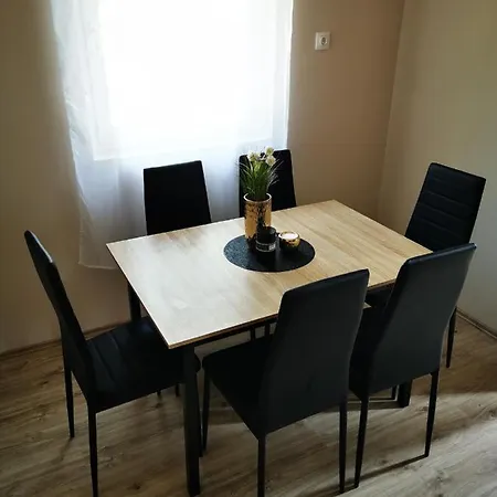 Renata Apartman