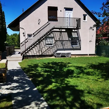 Vakantiehuis Renata Siófok